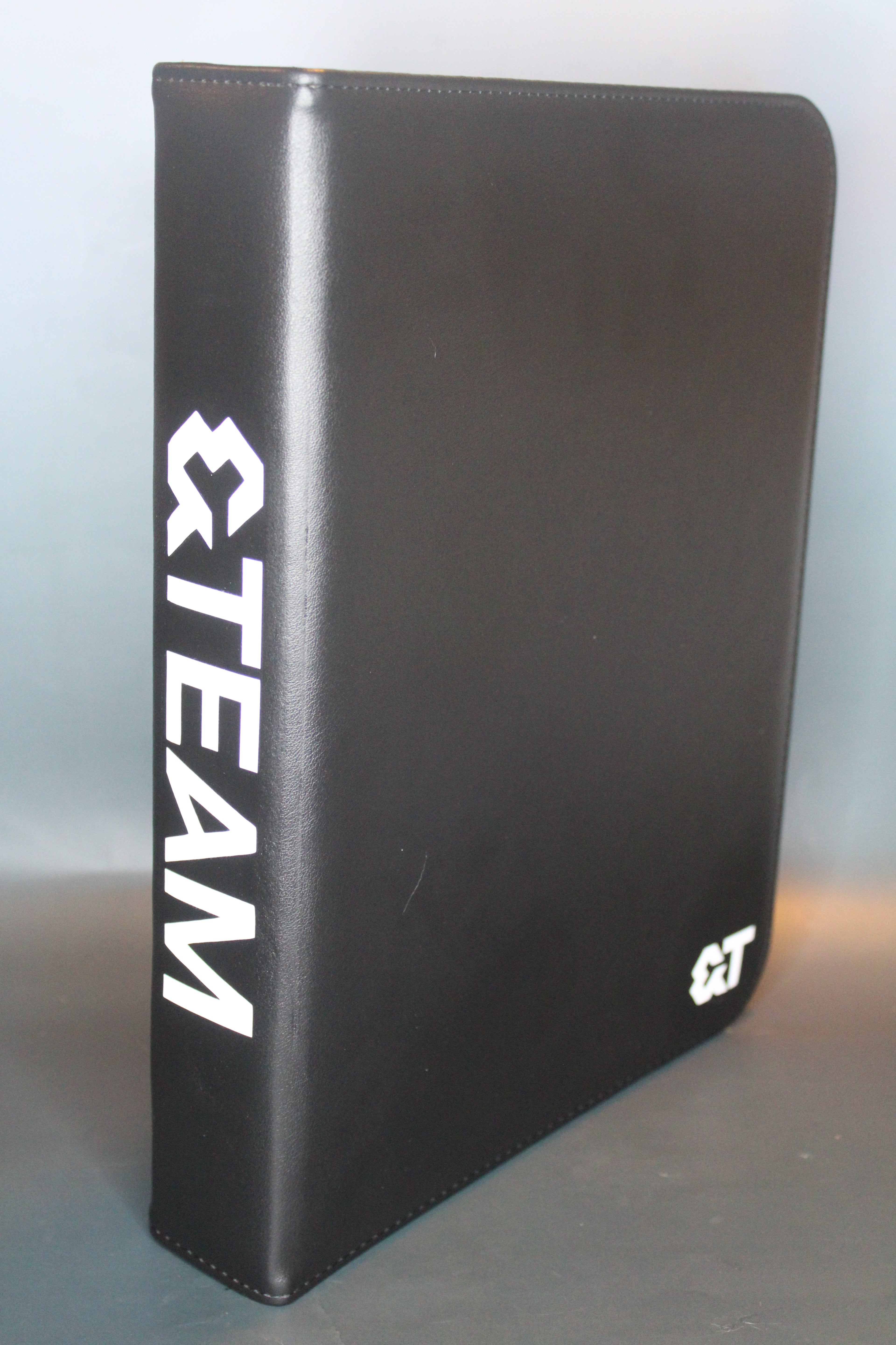&TEAM Collector Binder